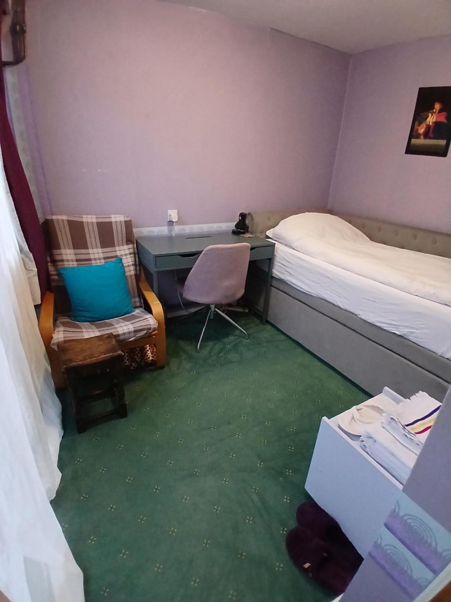 Cosy Single Room Only For Ladies In Tower Bridge London Exterior photo
